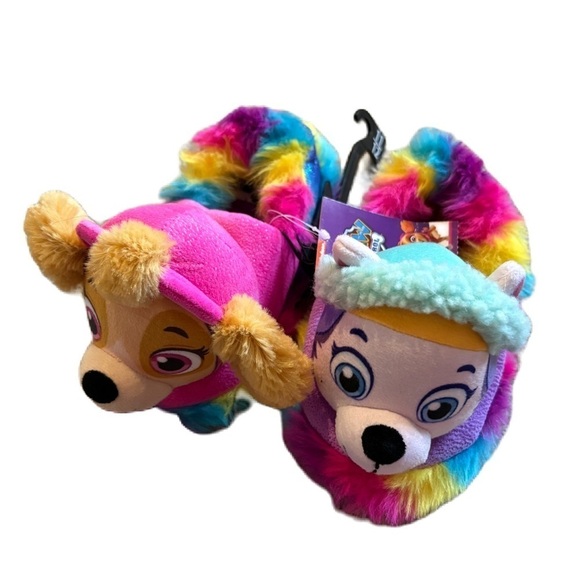 Paw Patrol Slippers NEW Sz 11/12 Pink Tie Dye Rainbow Skye Everest Dog - Picture 1 of 5